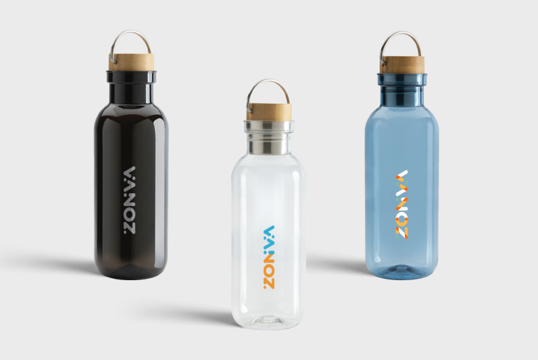 GRS recycled PET fles met bamboe deksel en handvat