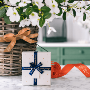 Home & Living 20 Linten in full colour