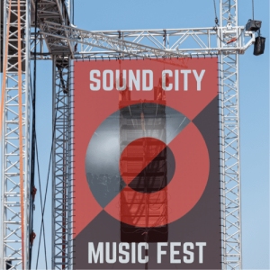 Relatiegeschenken 19 Speakerbanner voor promotie en aankondiging bij muziekevenementen.