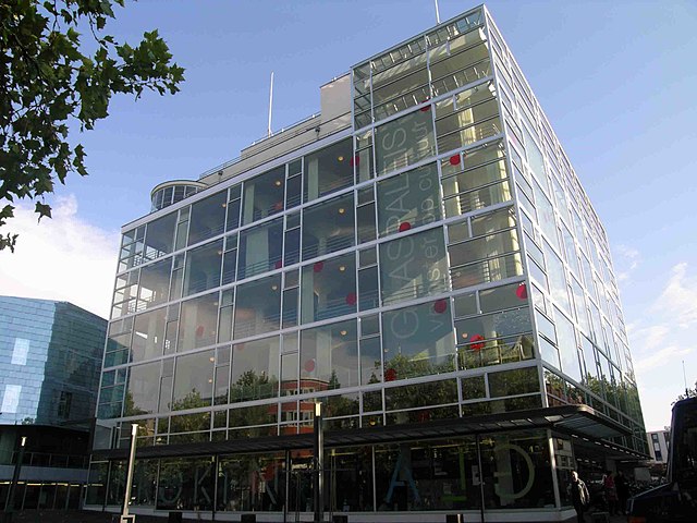 Heerlen 29 Glaspaleis front west Drukkerij in